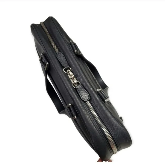 Authentic LOUIS VUITTON Taiga Leather Igor Briefcase - Ardoise Black - Picture 7 of 14